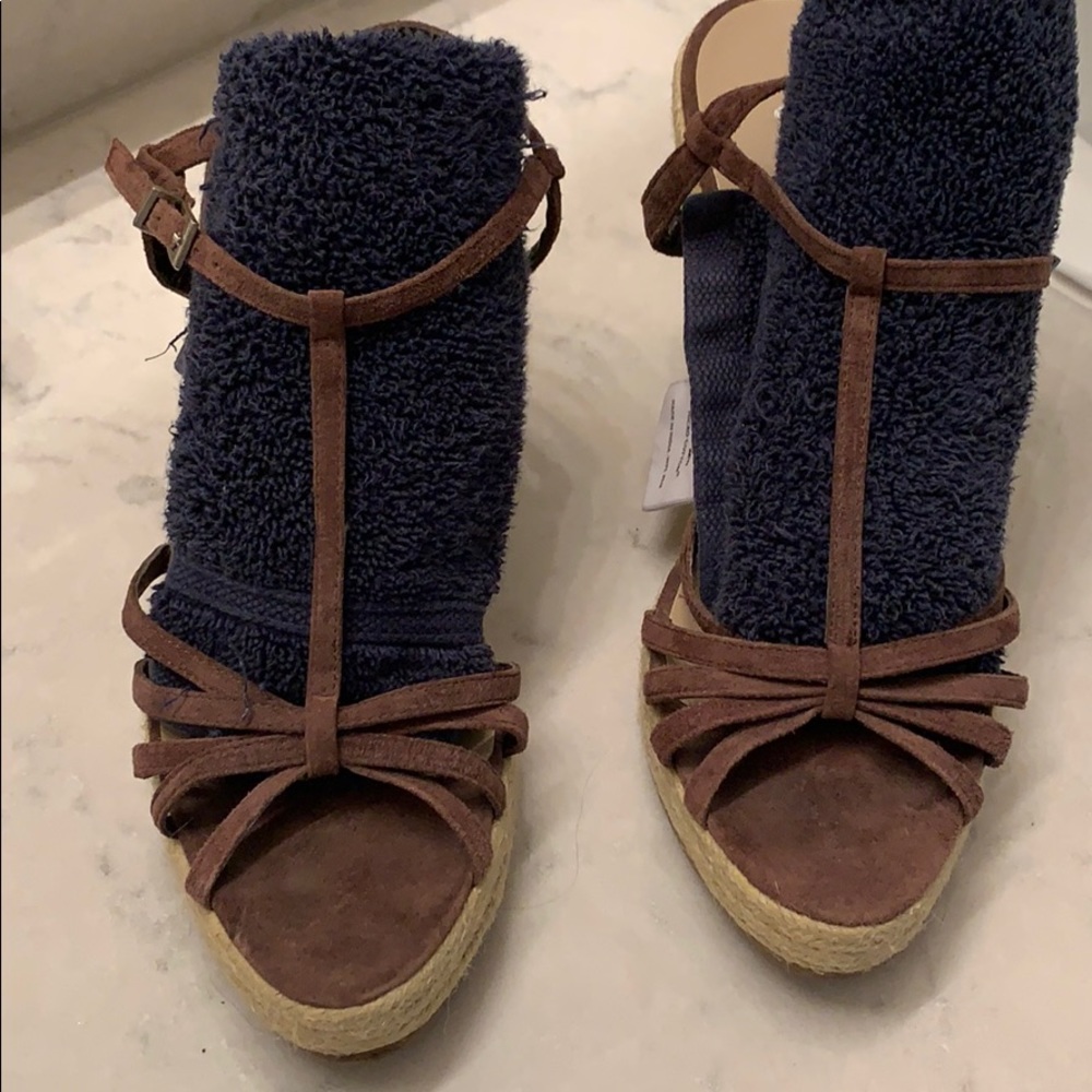 Brown wedges